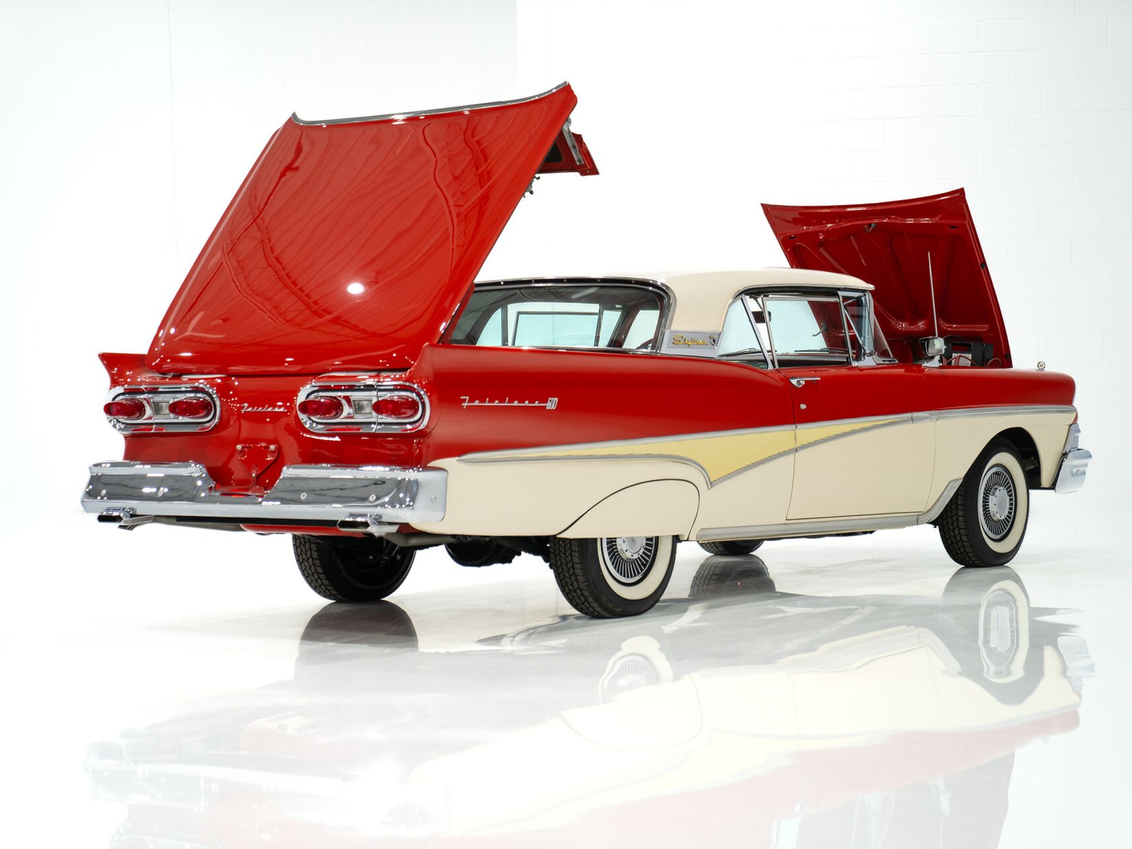 1958 Ford Fairlane 500 Skyliner Interceptor de police 352 CID Entièrement restaurée **PRIX EN USD** Montreal - photo #28
