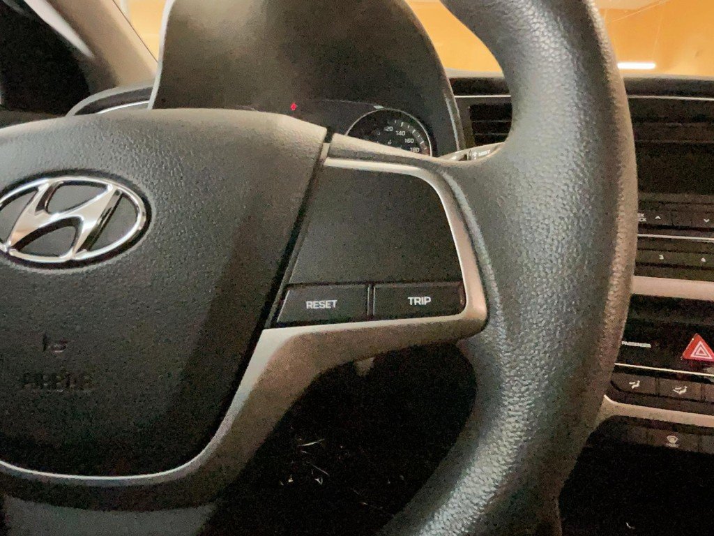 2017 Hyundai ELANTRA White Amos - photo #14