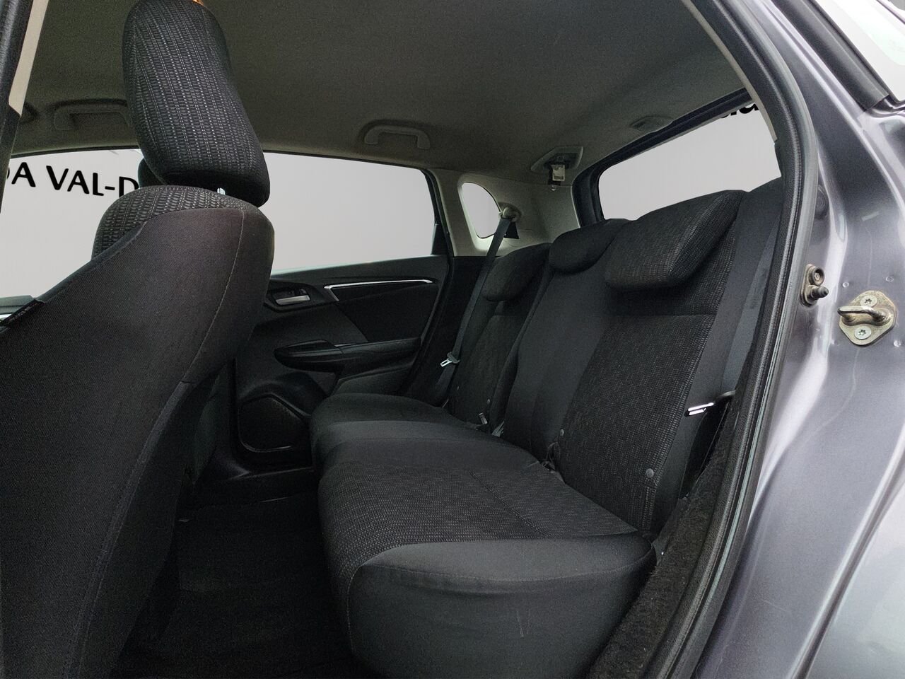 2016 Honda Fit LX à hayon 5 portes CVT, caméra de recul, sièges chauffant, commande audio au volant Grey Val-David - photo #13