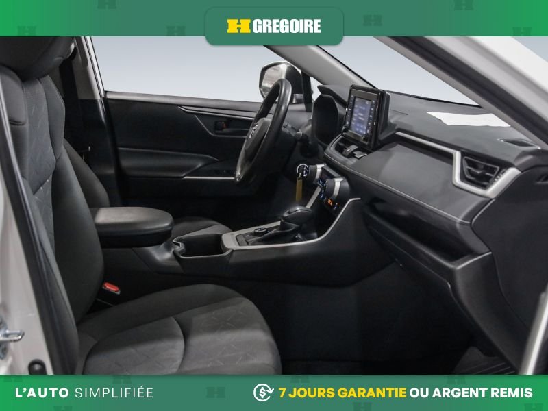 2022 Toyota Rav 4 White Saint-Eustache - photo #29