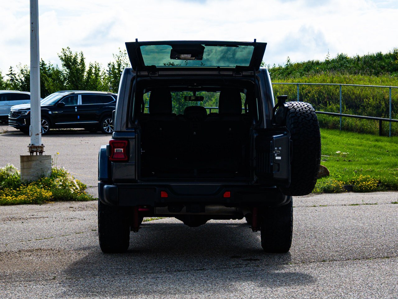 2018 Jeep Wrangler Unlimited Rubicon 4x4 Grey Sherwood Park - photo #14