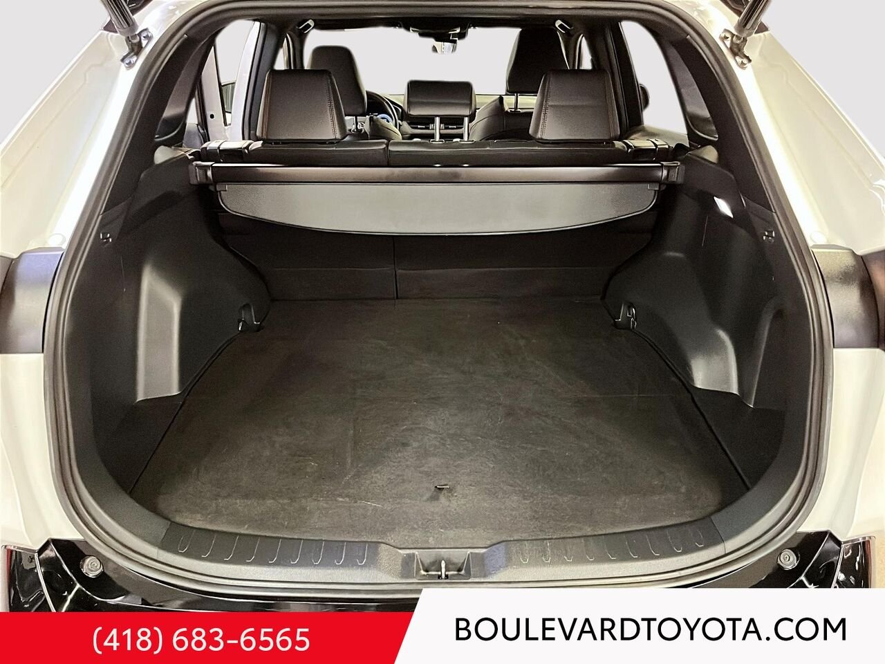 Toyota RAV4 PRIME 99835A-49 | XSE, HYBRIDE BRANCHABLE, AWD 2023 Frisson glacé nacré avec toit noir Québec - photo #20
