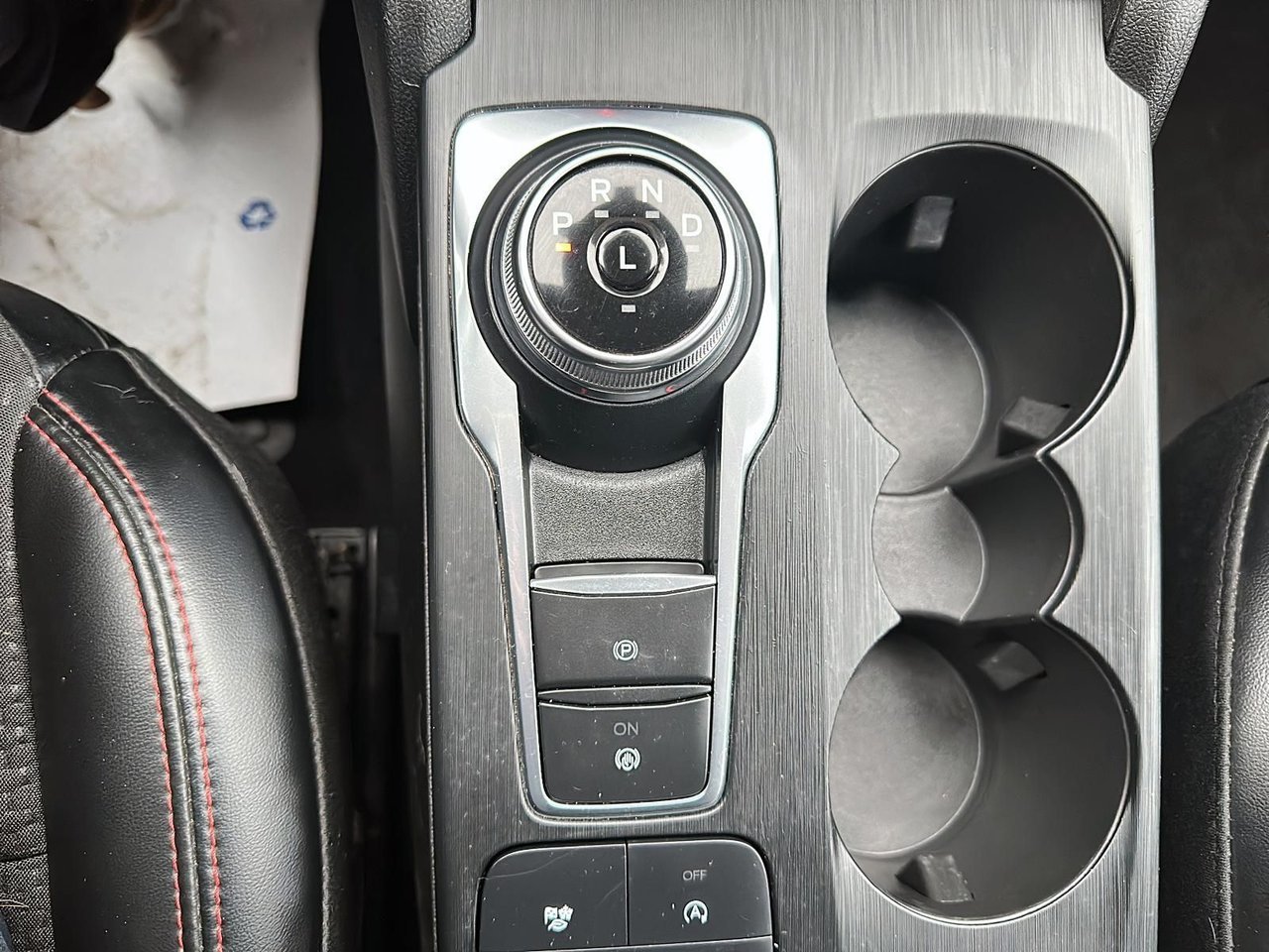 2024 Ford Escape Grey Rouyn-Noranda - photo #12