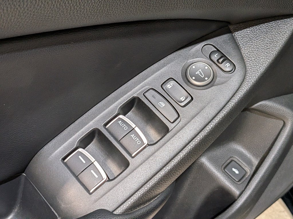 Honda Accord Sedan 2018 Noir Val-David - photo #33
