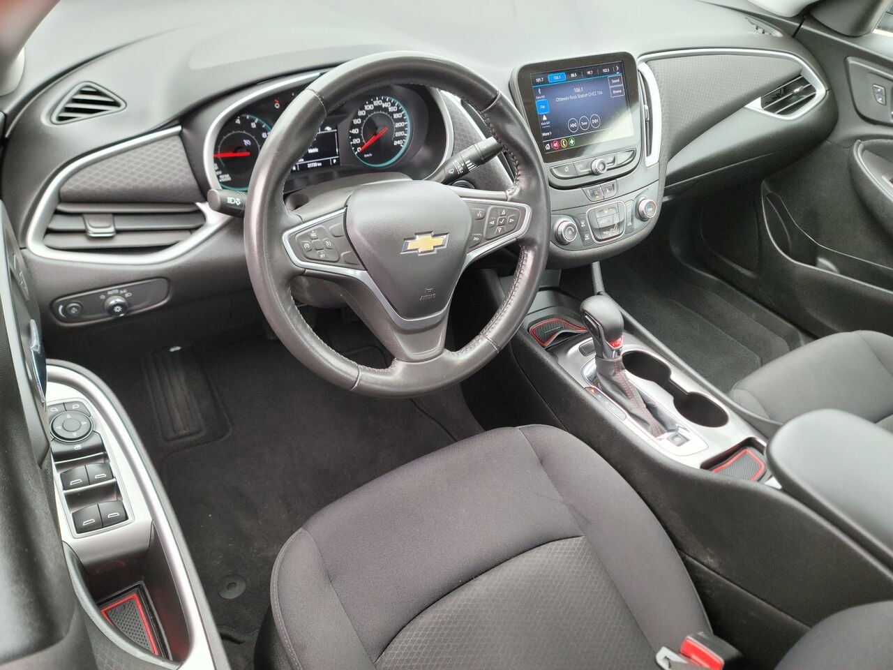 2022 CHEVROLET MALIBU RS RS berline 4 portes Black Ottawa & Gatineau - photo #3