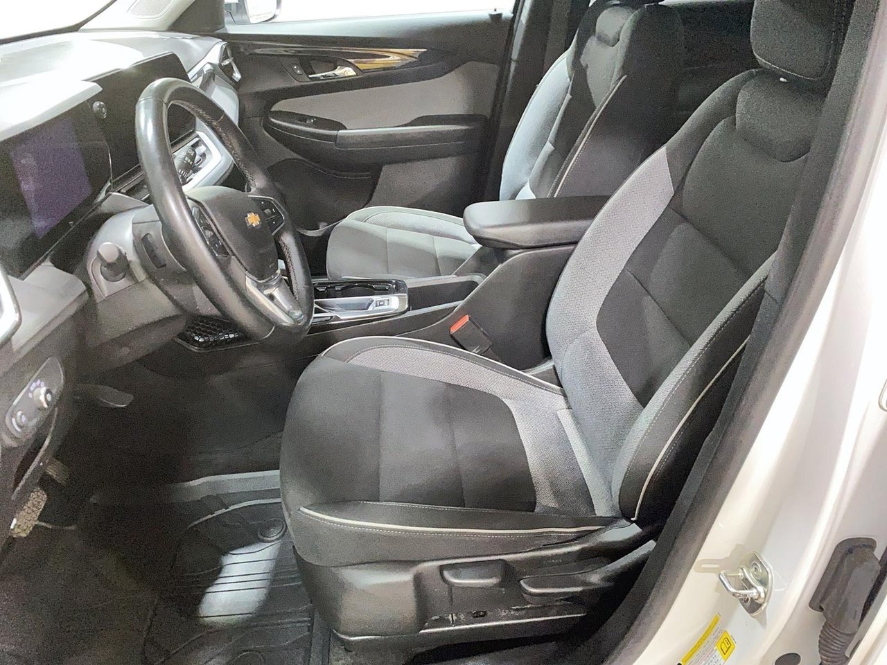 Chevrolet Trailblazer NIV KL79MRSL8RB047217 2024 Blanc Chicoutimi - photo #8