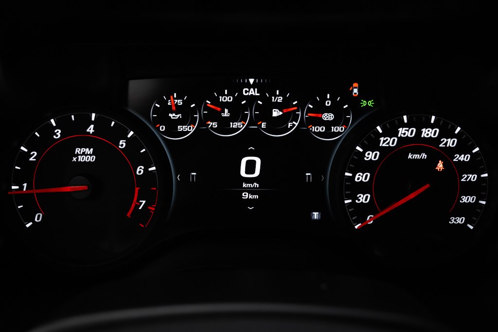 Chevrolet Camaro 2dr Cpe ZL1 | 1LE PACKAGE 2018 Blanc Kirkland - photo #9