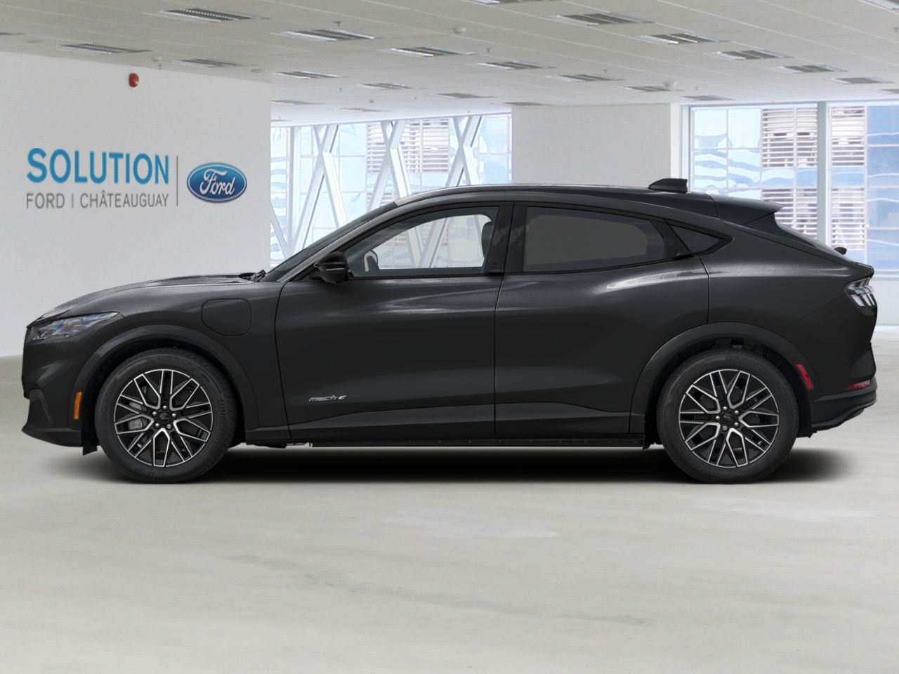 2026 Ford Mustang Mach-E Shadow Black Châteauguay - photo #2