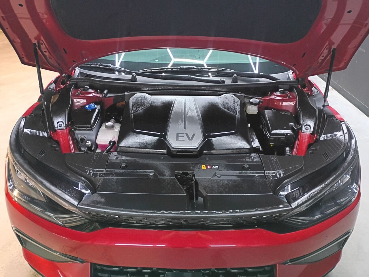 Kia EV6 2024 Rouge Blainville - photo #31