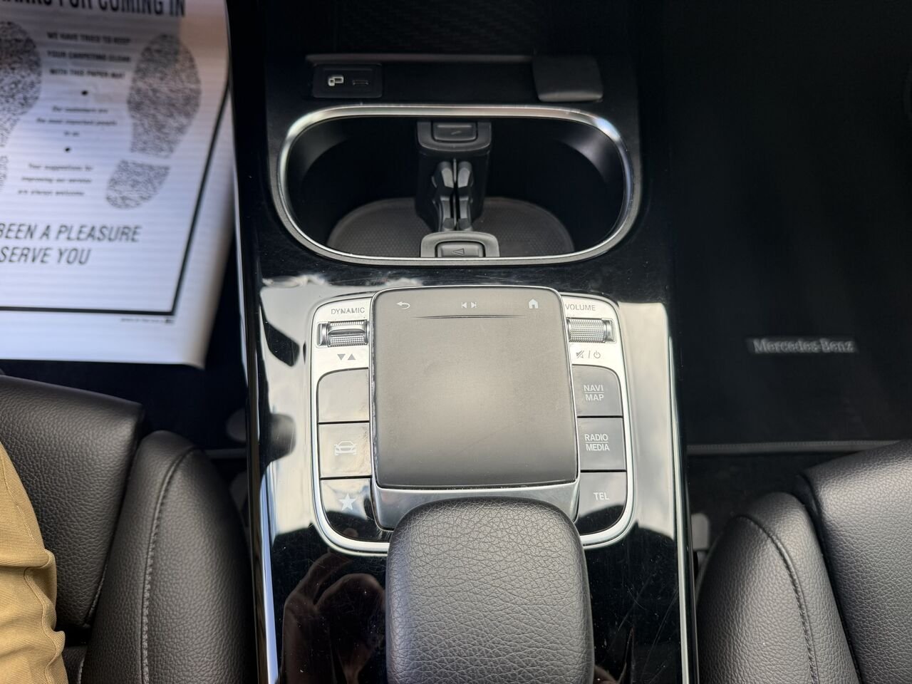 Mercedes-Benz Classe A A 250 à hayon 2019 Noir Laval - photo #24
