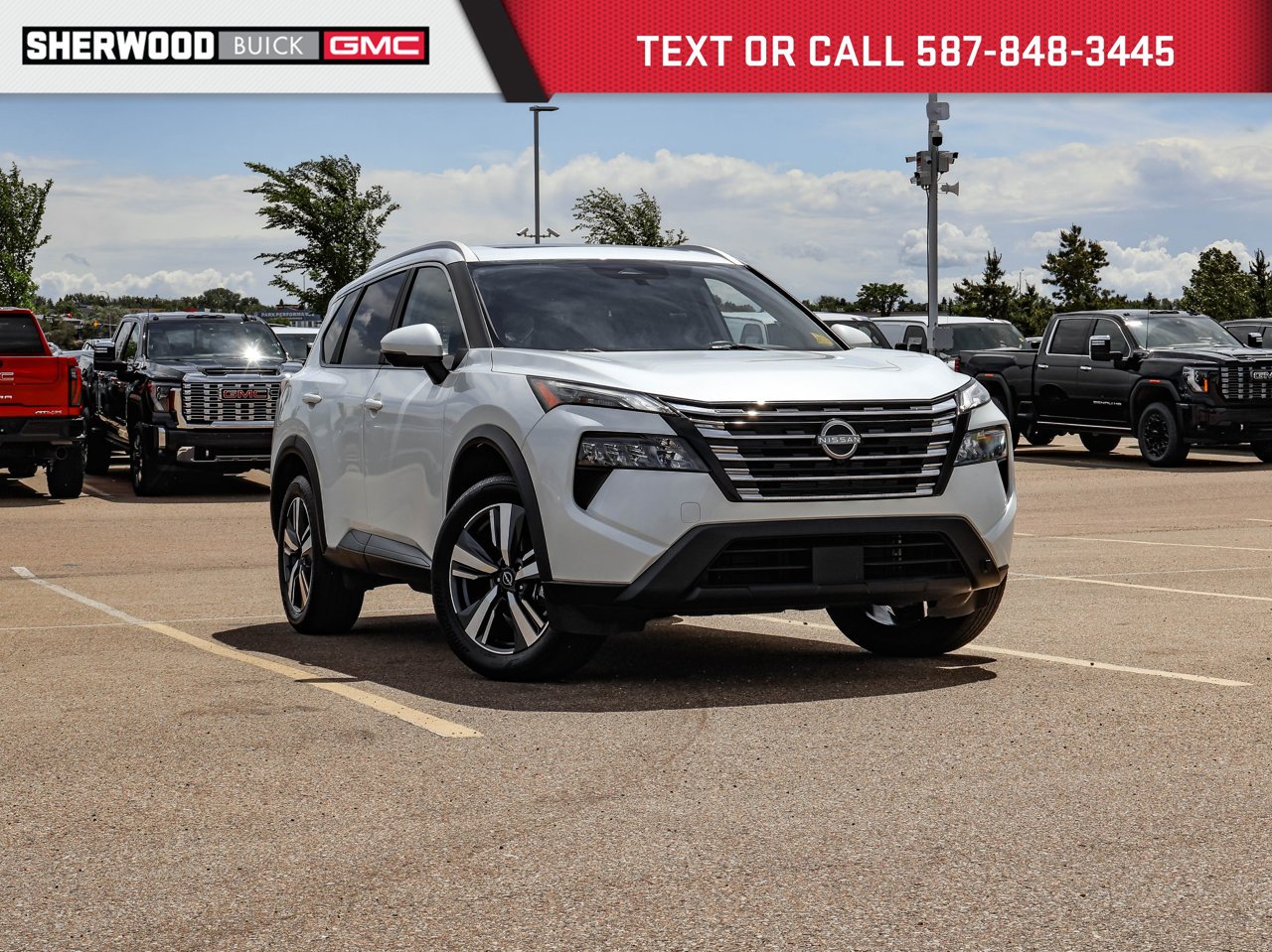 2024 Nissan Rogue AWD SV Moonroof White Sherwood Park - photo #0