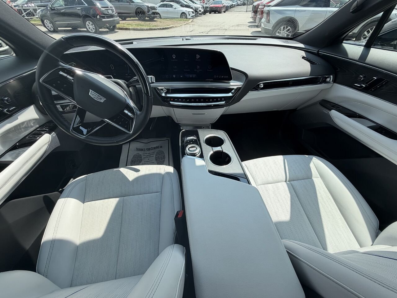 2024 Cadillac LYRIQ LUXURY AWD FINANCEMENT À PARTIR DE 0.99% Silver Laval - photo #17