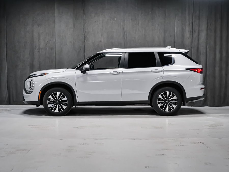 Mitsubishi Outlander LE 2026 Blanc diamant