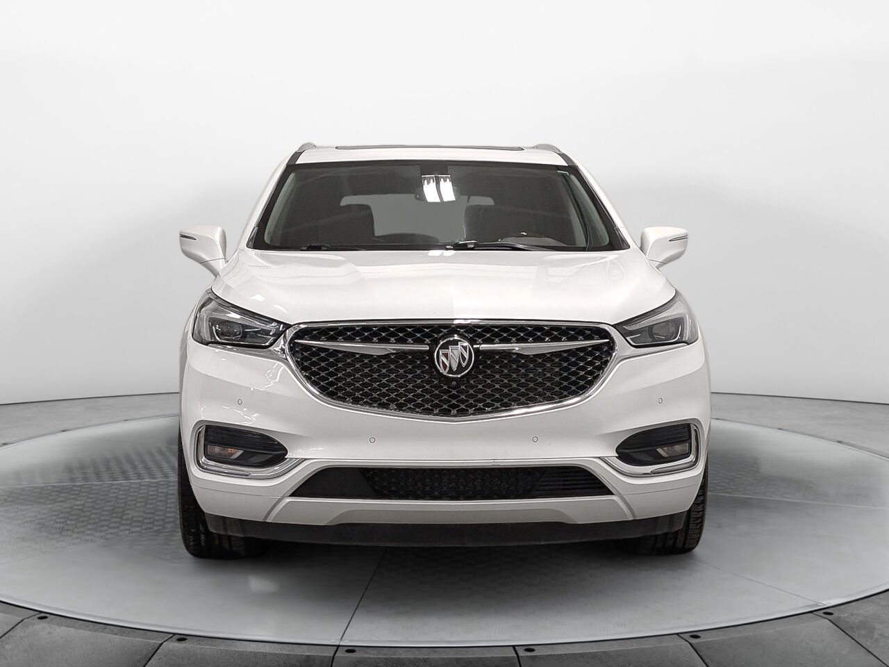 BUICK ENCLAVE AVENIR AWD 7 Places Toit Ouvrant 5000lbs Capacité Remorquage 2020 Blanc Sherbrooke - photo #1