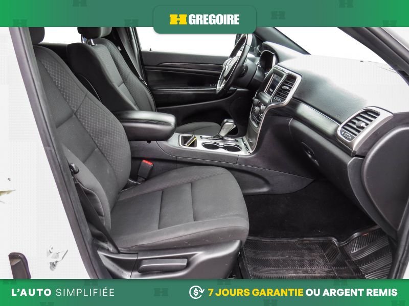 2019 Jeep Grand Cherokee Black Blainville - photo #26