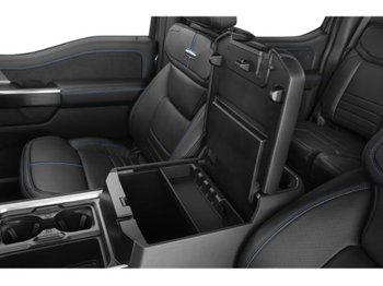 Ford Super Duty F-350 à roues arrière simples Platine