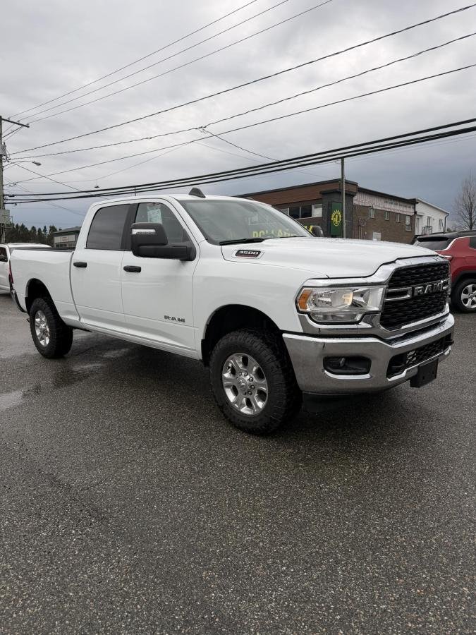 2024 RAM 3500 White Nantes - photo #4