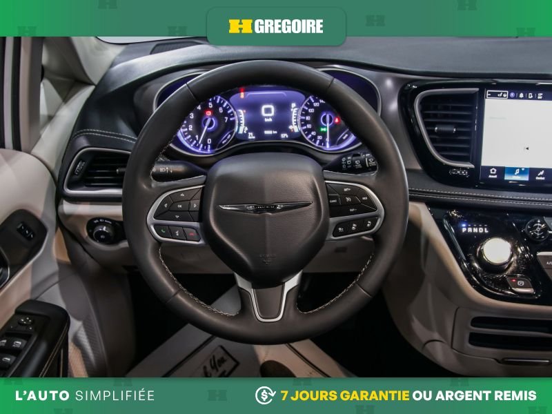 2023 Chrysler Pacifica White Saint-Eustache - photo #15
