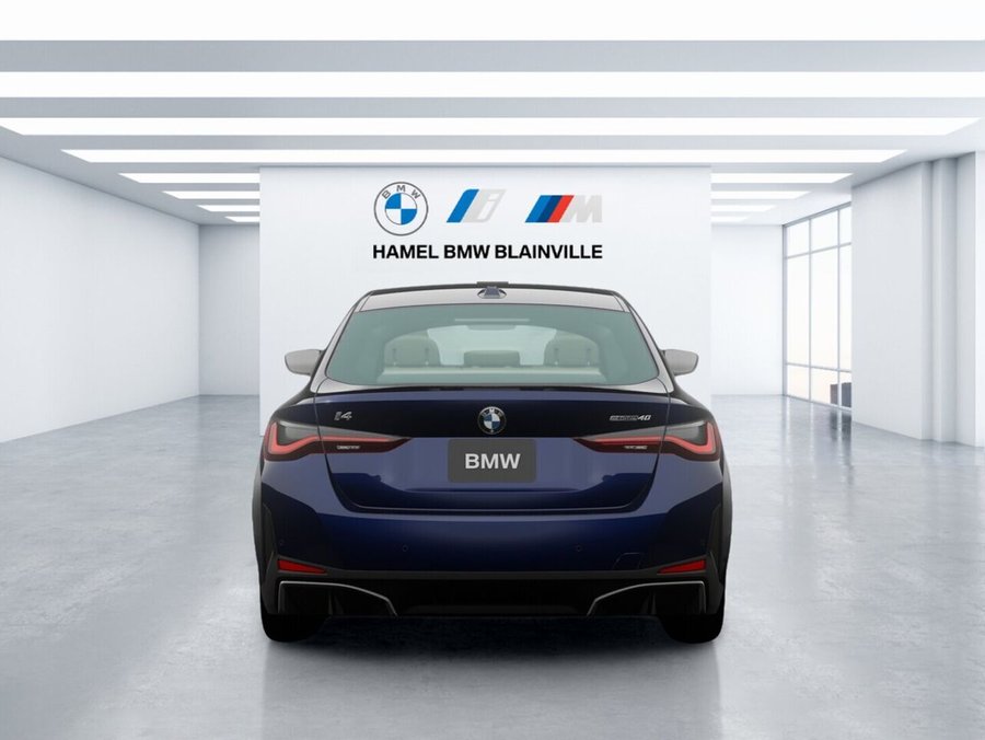 BMW i4 2026 2026 Bleu Portimao givré