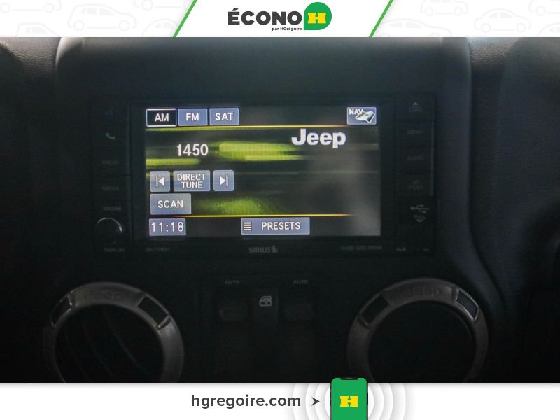2016 Jeep Wrangler White Laval - photo #18