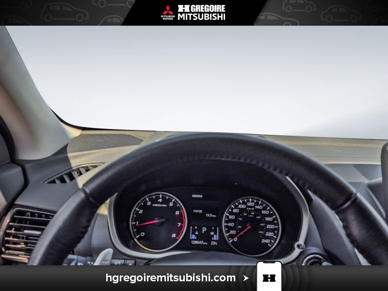 Mitsubishi Eclipse Cross 2023 Blanc Blainville - photo #18