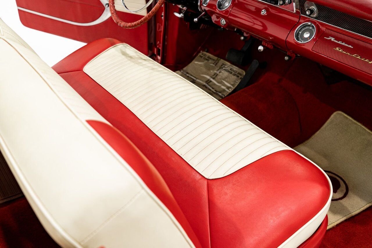 Pontiac Starchief **PRIX EN USD** Beautifully presented from former restoration 1955 Blanc Montréal - photo #66