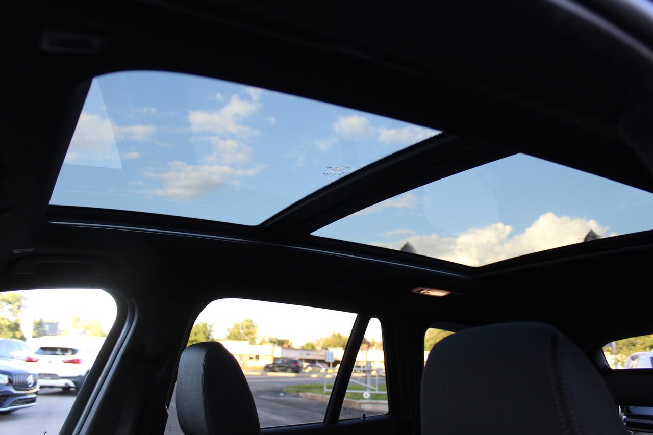 2021 BMW X1 VIN: WBXJG9C02M5T13773 Black Sainte-Rose - photo #6