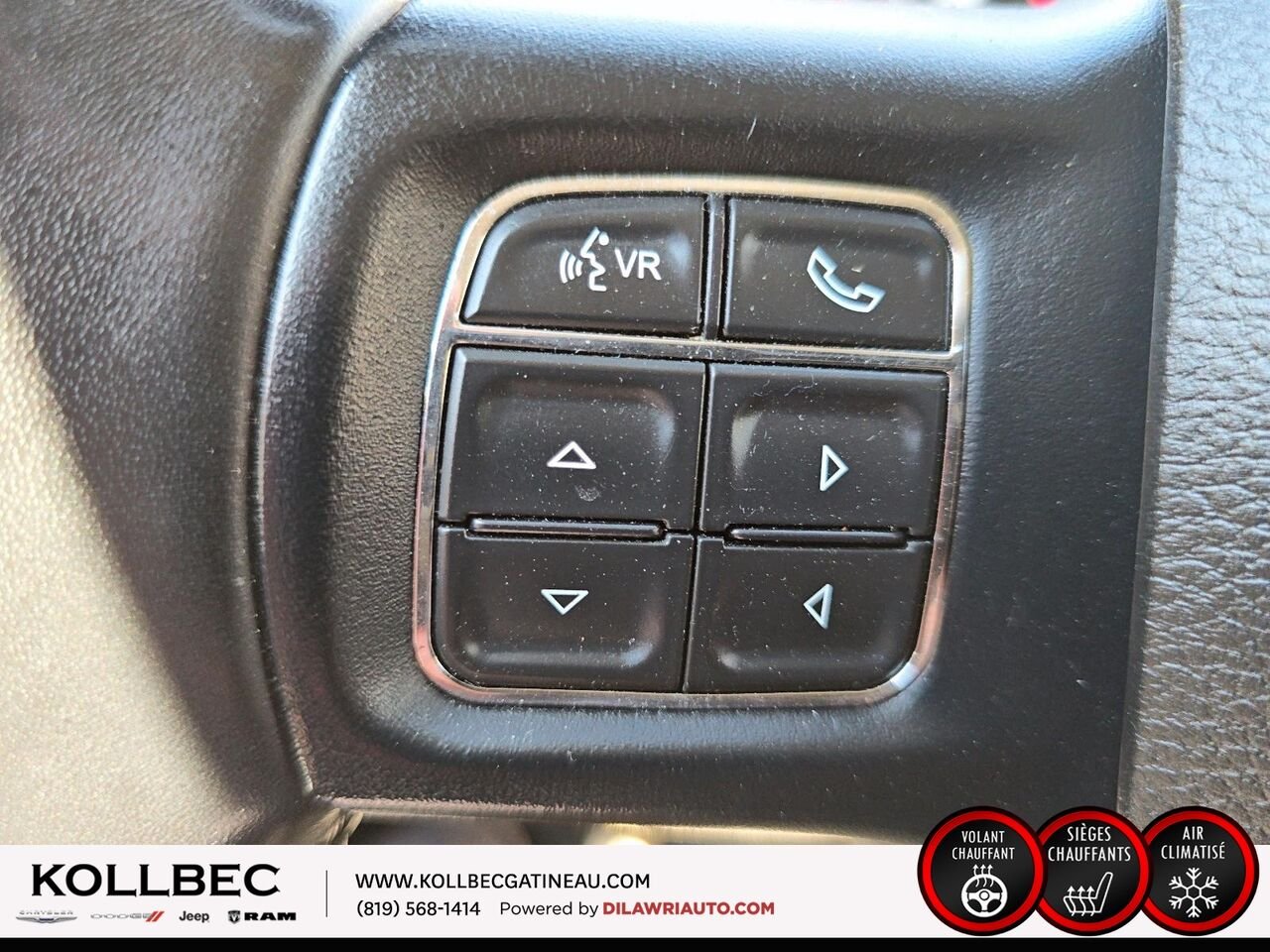 RAM 1500 CLASSIC Express Night Edition Crewcab 4x4 2023 Noir Ottawa & Gatineau - photo #10