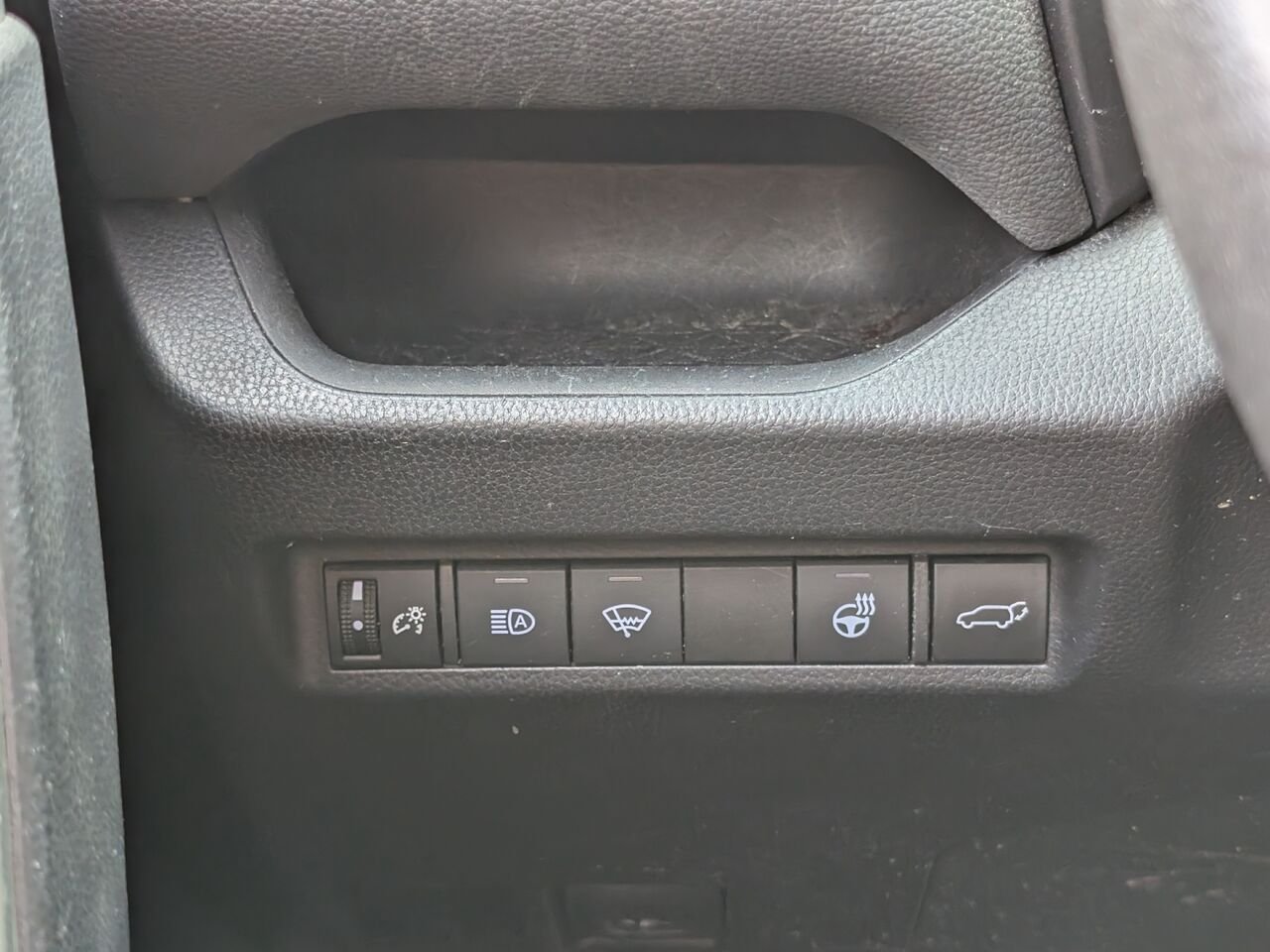 Toyota RAV4 XLE/FWD/SIÈGES CHAUFFANTS/VOLANT CHAUFFANT/BLUETOOTH/AC BIZONE/TOIT OUVRANT 2021 Bleu Sherbrooke - photo #13