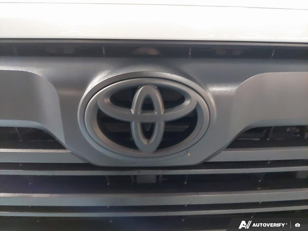 2025 Toyota Tundra S2500048 | Double Cab SR5 White Edmonton - photo #8
