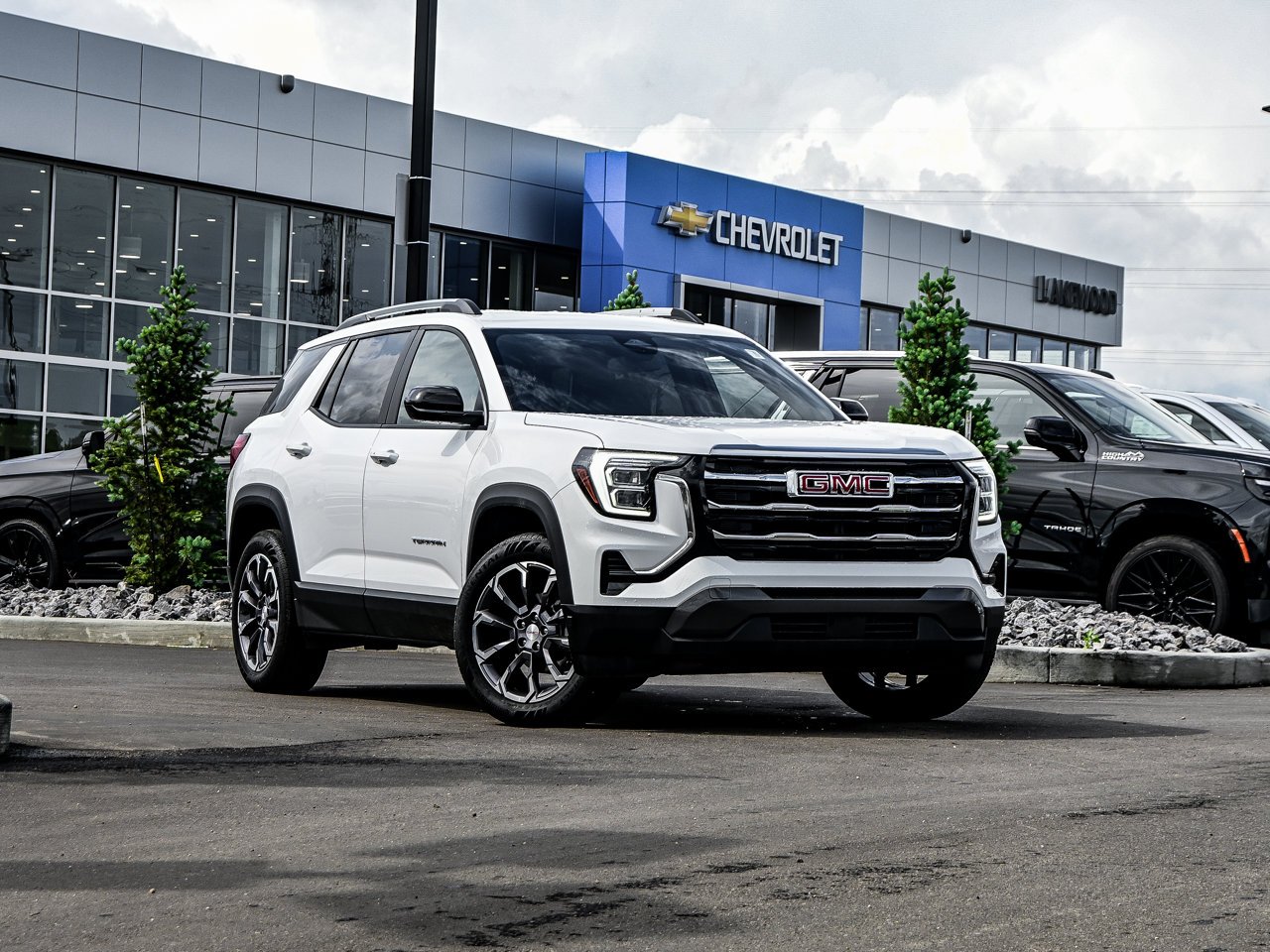 2026 GMC Terrain AWD 4dr Elevation White Sherwood Park - photo #1