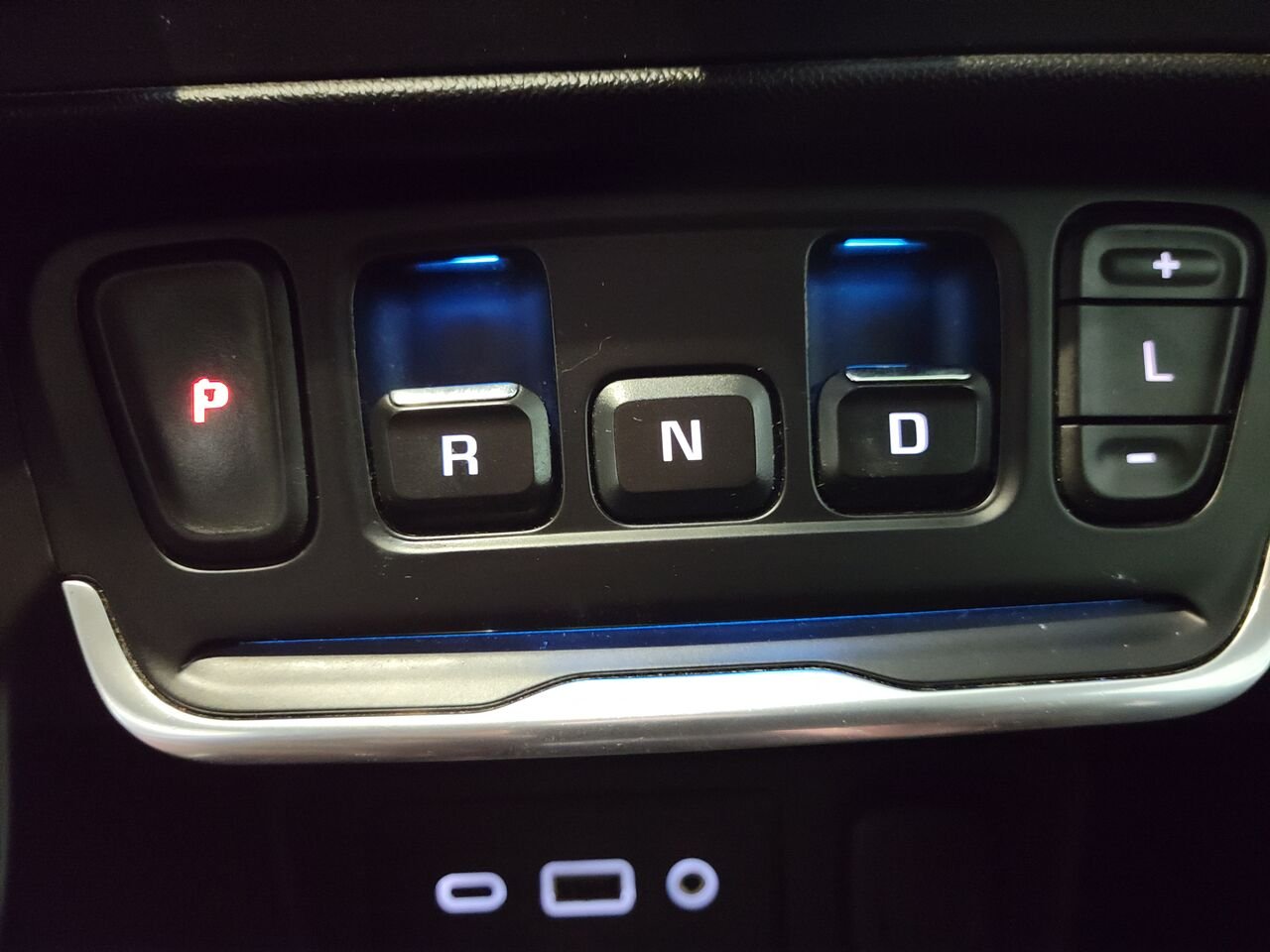 2018 GMC Terrain Red  - photo #24