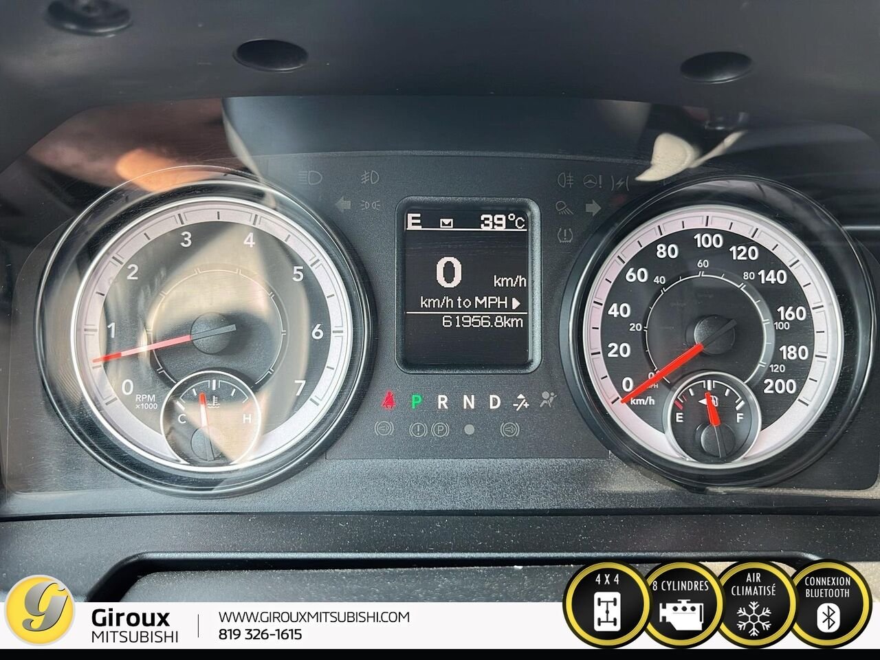 2022 RAM 1500 CLASSIC White Sainte-Agathe-des-Monts - photo #10