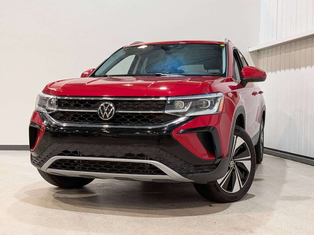 2024 Volkswagen Taos Highline 4MOTION Red Val-David - photo #0