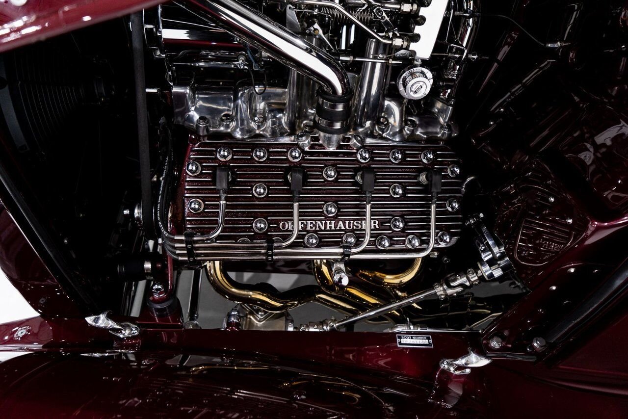 1932 Ford Highboy Lobeck creation spectacular presentation **PRICE IN USD** Red Montreal - photo #20