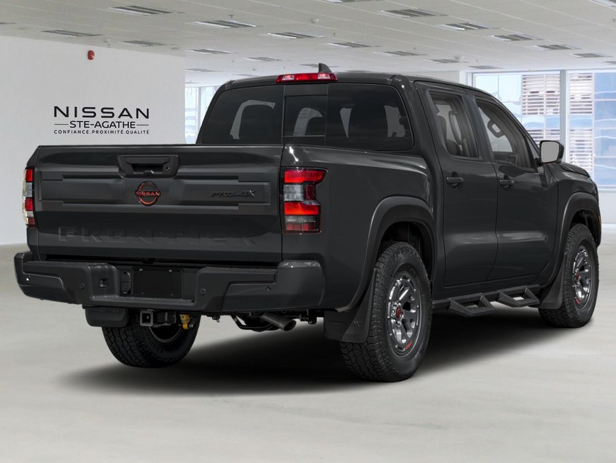 Nissan Frontier 2026 2026 Super noir