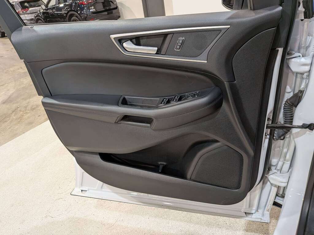 Ford Edge SEL AWD 2023 Blanc Val-David - photo #35
