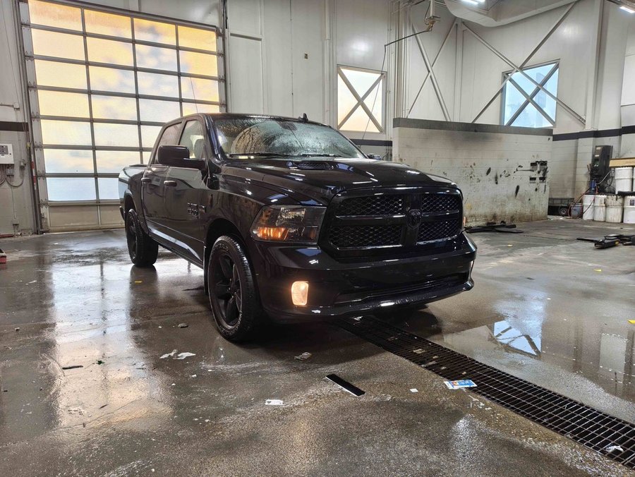 2023 Ram 1500 Classic 2023 Black