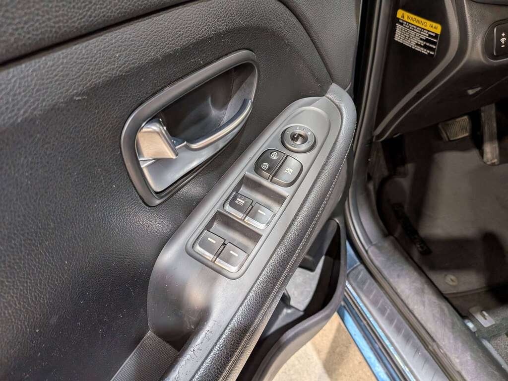 2017 Kia Rondo 4dr Wgn Auto LX Blue Val-David - photo #27