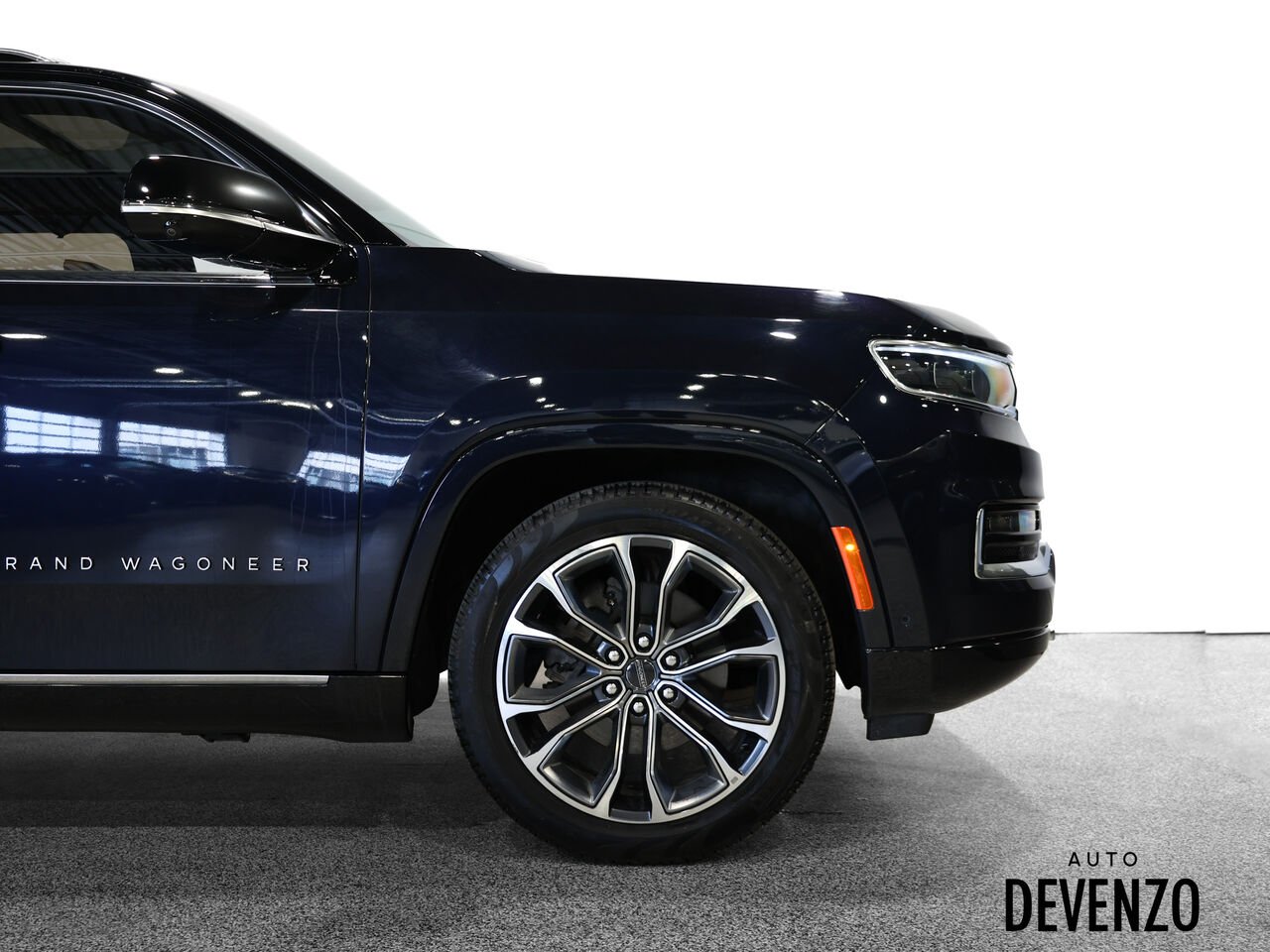 2024 Jeep Grand Wagoneer Blue Saint-Eustache - photo #5