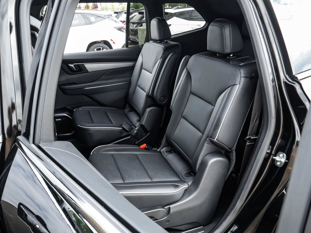 2026 Buick Enclave AWD 4dr Preferred Black Sherwood Park - photo #15