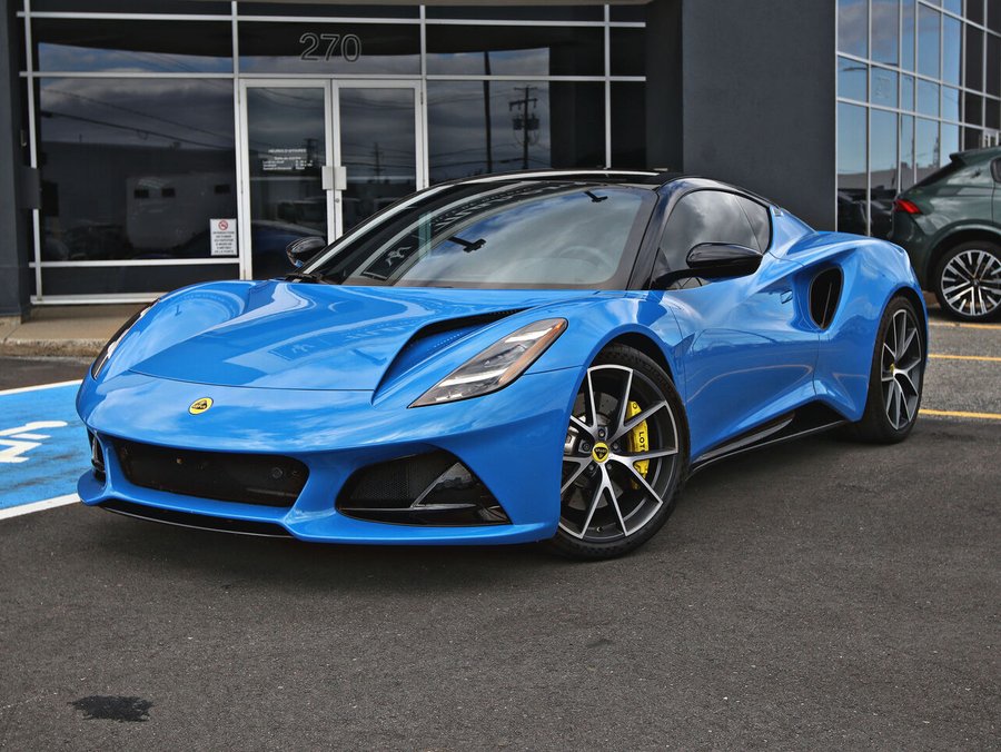 2024 Lotus Emira 2024 Blue