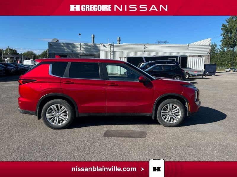 2024 Mitsubishi Outlander Red Laval - photo #15