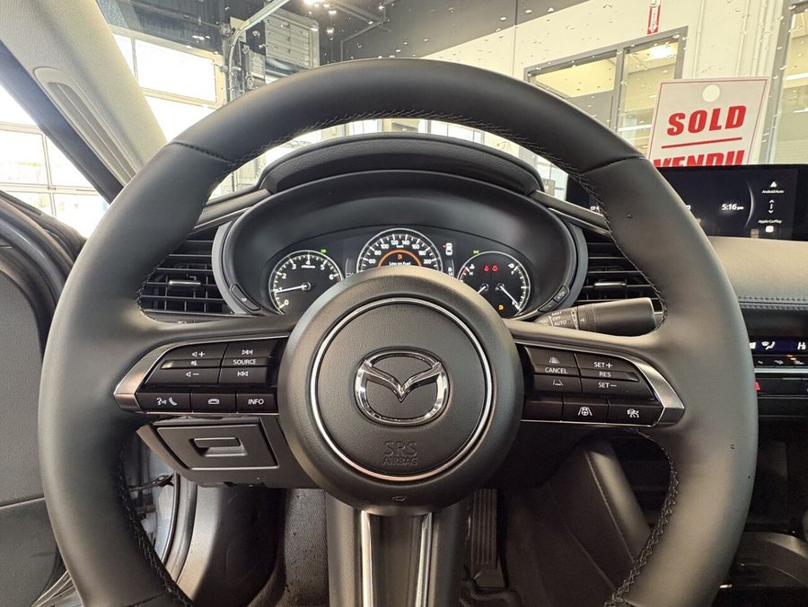 MAZDA Mazda3 2026 2026 Gris polymétal métallisé