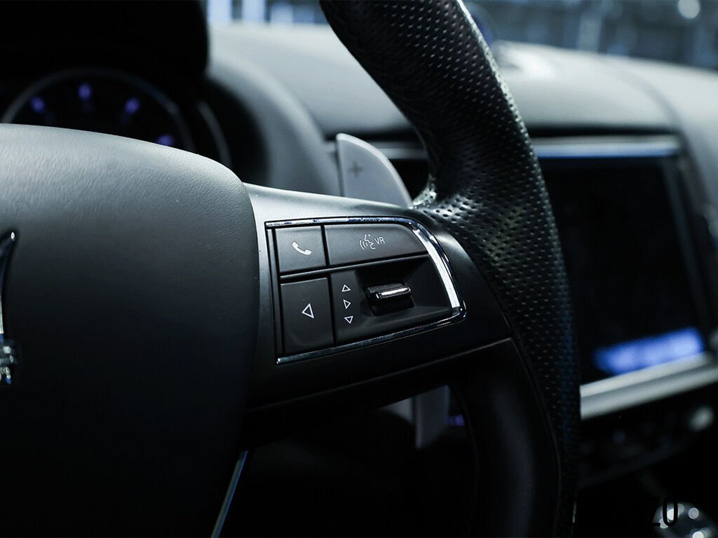 2022 Maserati Levante Black Saint-Eustache - photo #18