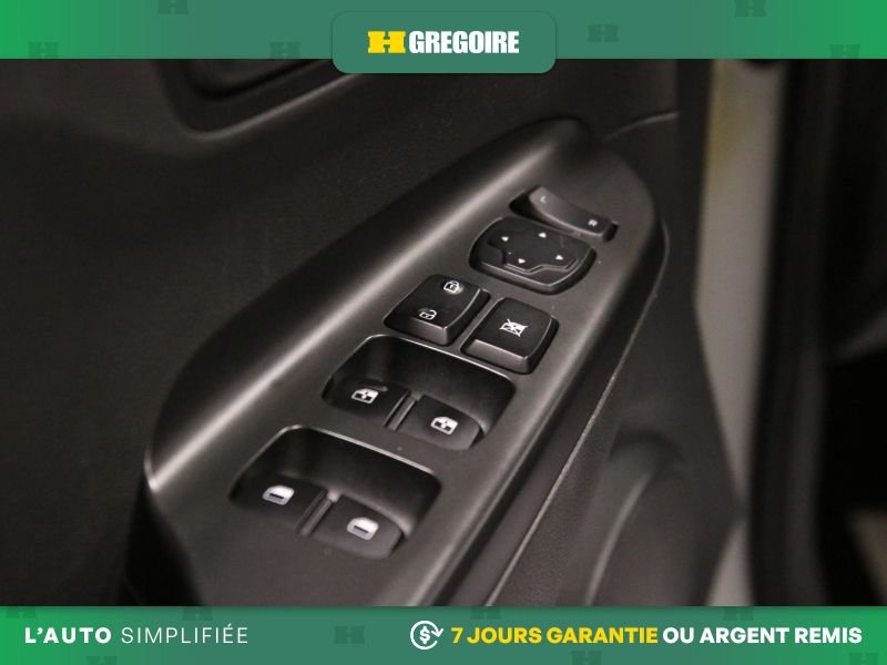 Hyundai Kona 822192 | Preferred AWD AUTO AC GR ELECT MAGS CAM RECUL BLEU 2020 Blanc Laval - photo #15