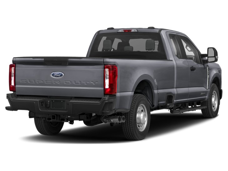 2026 Ford Super Duty F-350 à roues arrière simples XLT