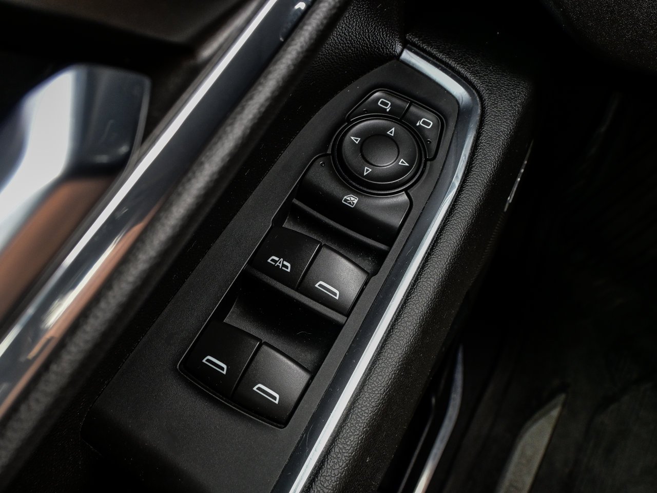 2024 GMC Sierra 1500 4WD Crew Cab 147 Elevation Black Sherwood Park - photo #18