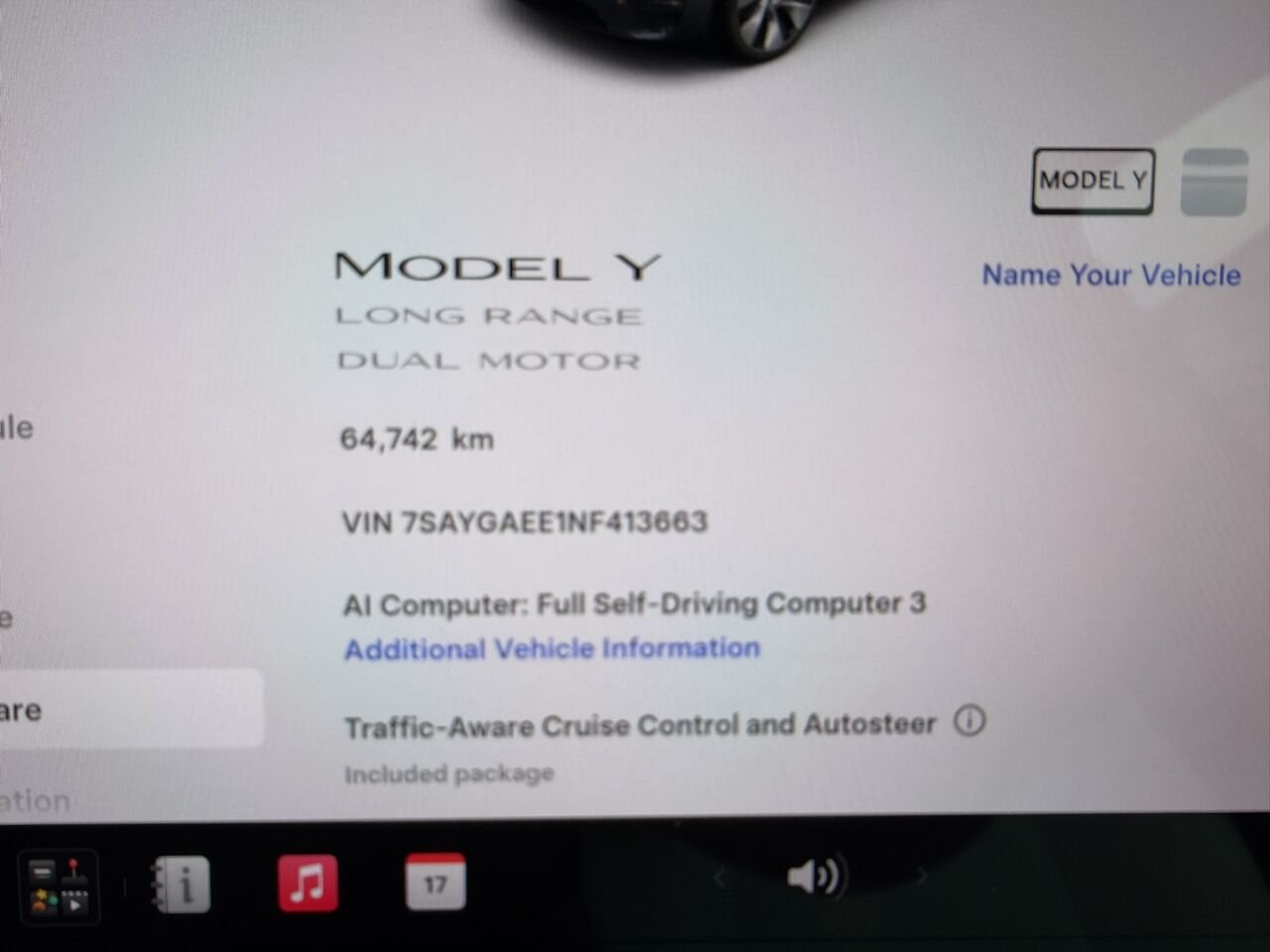 Tesla Model Y LONG RANGE AWD 7 PASSAGERS 2022 Argent Laval - photo #27