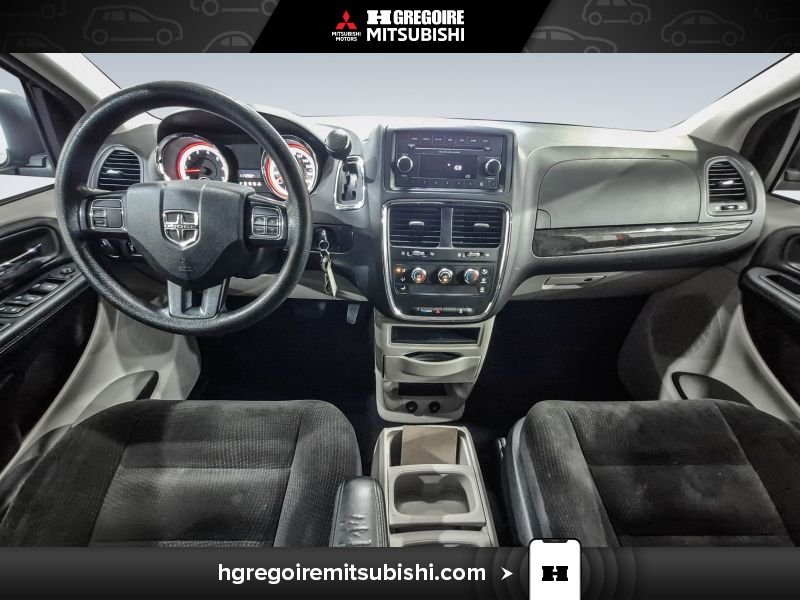 2017 Dodge GR Caravan Brown Blainville - photo #21